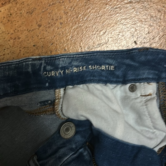 AE Curvy High Rise Jean Shorts - Picture 2 of 3